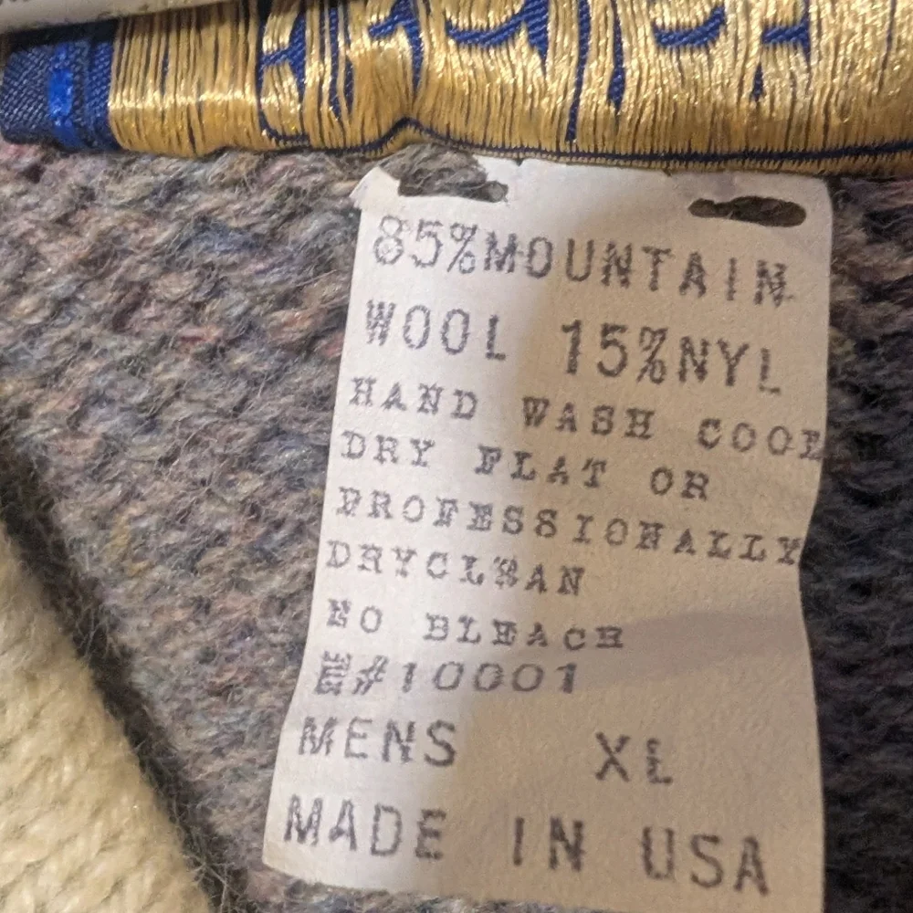 Vintage Mountain Wool Finalist Men's XL Knit Sweater USA Made Gray Cowl Neck‎